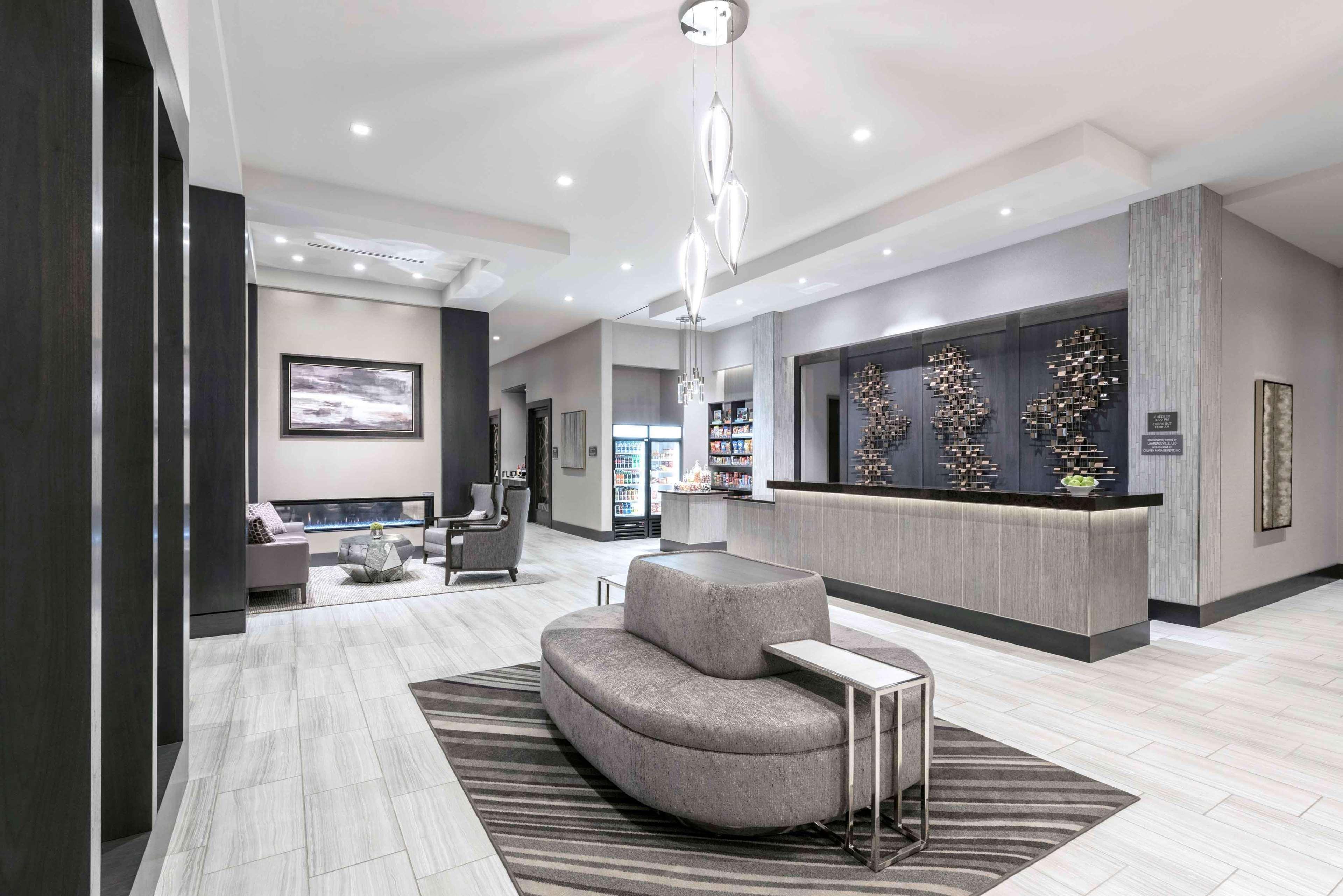 Homewood Suites By Hilton Boston Logan Airport Chelsea Exterior photo